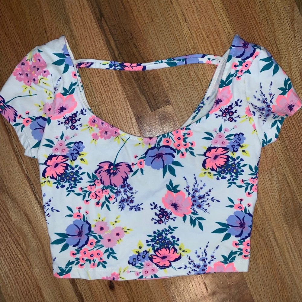croptop shirt